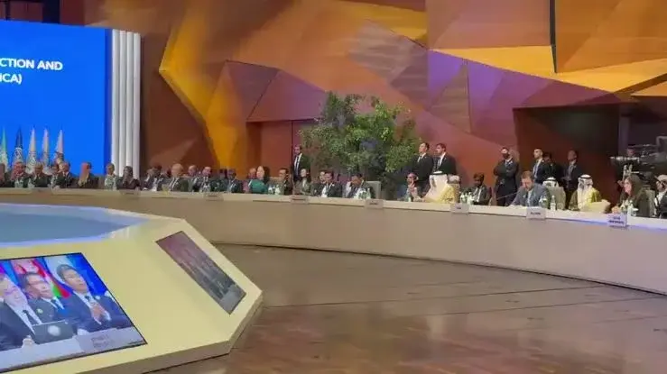 Pakistan, Turkiye, and Iran Boycott Israeli President's Speech at Baku Summit