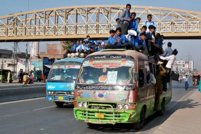 Lahore Intercity Bus Services Halted as Major Terminals Close Ahead of Protests
