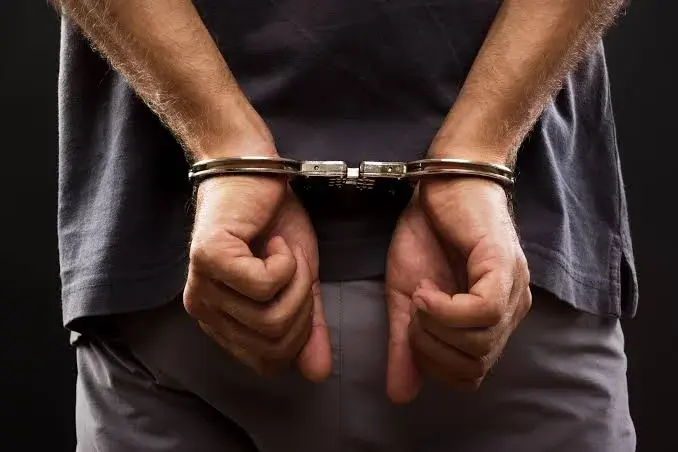 Lahore Police Officer Arrested for Drunk Driving Crash on Jail Road