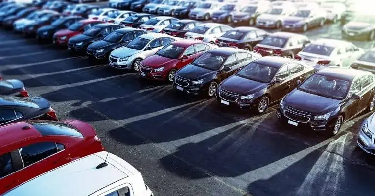 Pakistan Car Imports Surge 600%: Local Manufacturers Sound Alarm Over Billions in Potential Losses