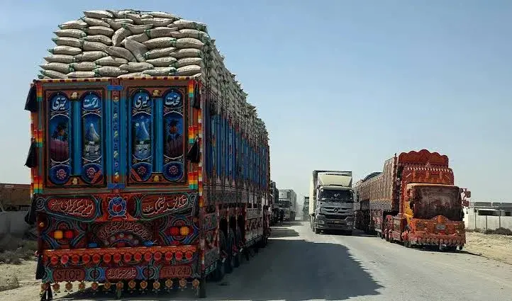 Pakistan-Iran Border Trade Halts, Leaving Hundreds of Trucks Stranded