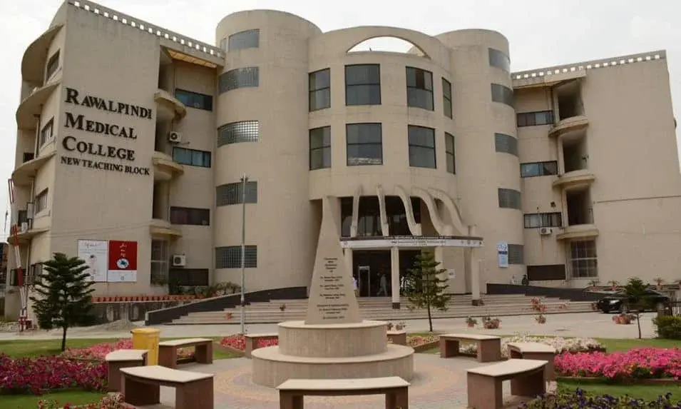 Punjab Medical Colleges Hike MBBS and BDS Fees by 233% for New Entrants