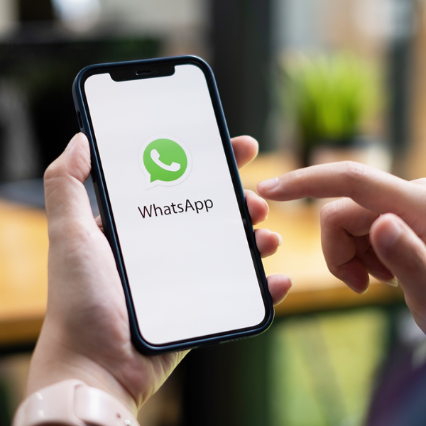 WhatsApp Introduces New Status Sharing Feature for iPhone Users
